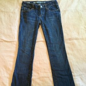 Mossimo Boot Cut Fit 6 Jeans